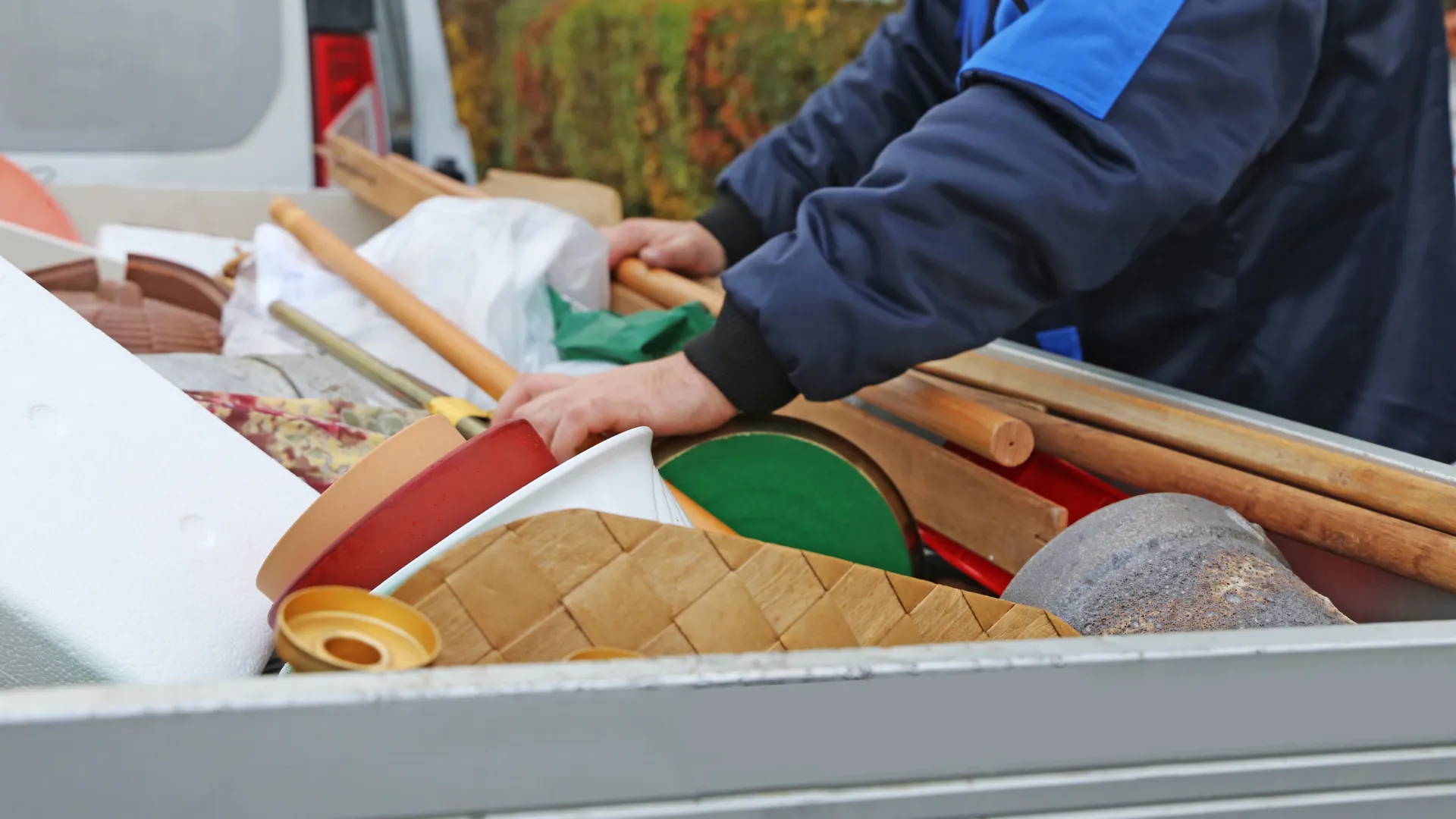 Hausraeumung Video - Professionelle Entrümpelung eines ganzen Hauses