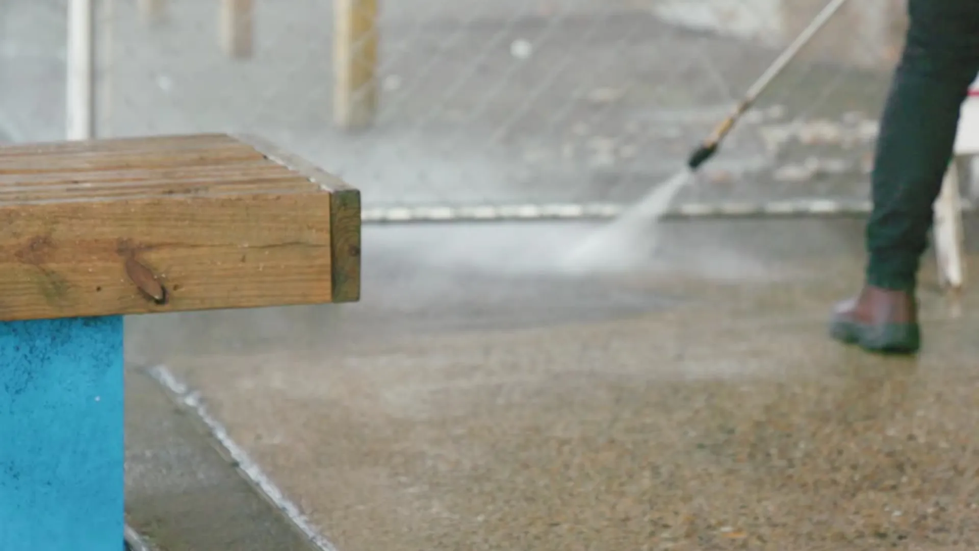 Professionelle Terrassenräumung Winterthur - Entrümpelung Aussenbereich